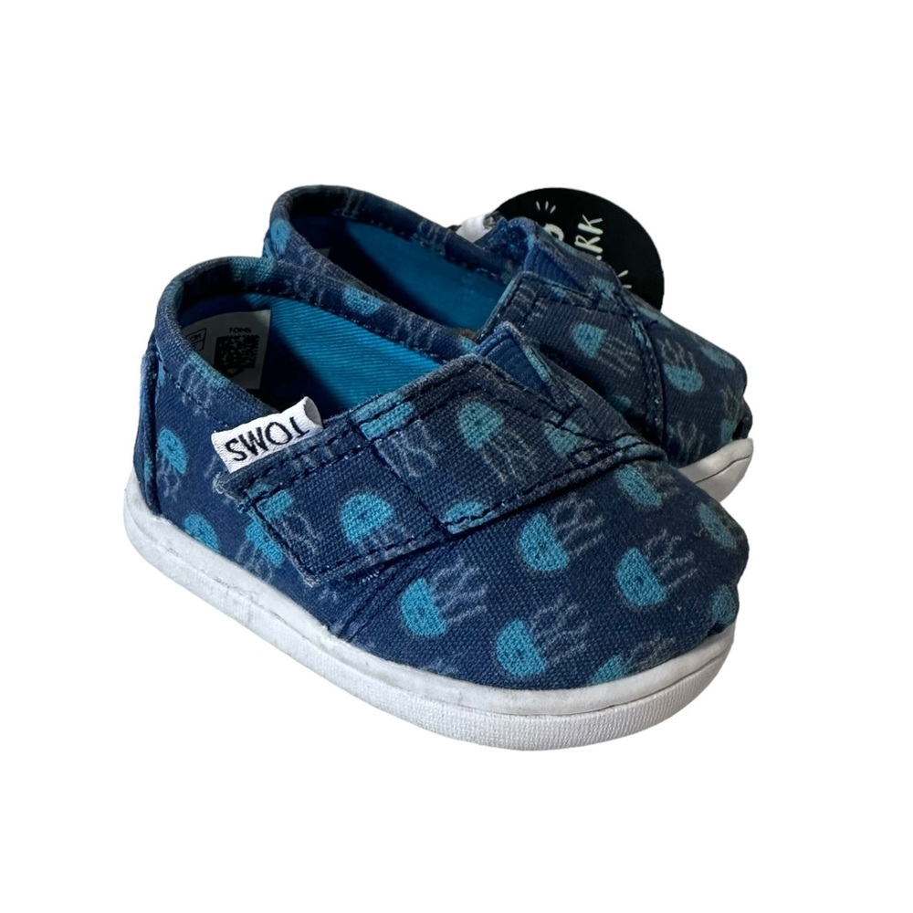 Toms Infant Baby Sz 2 Unisex Blue Glow-in-the-Dark JellyFish Canvas Slip On NWT.